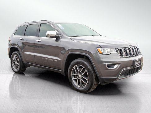 Used 2018 Jeep Grand Cherokee Limited AWD/4WD image 7