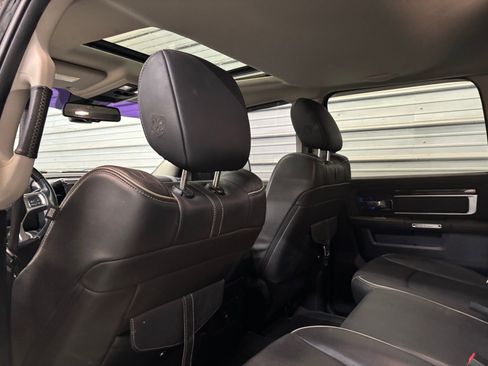 Used 2015 RAM 3500 Laramie Longhorn image 21