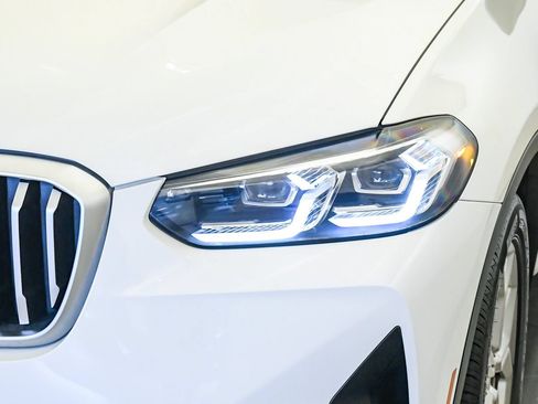 Used 2023 BMW X3 sDrive30i w/ Premium Package w/ZPA RWD image 9