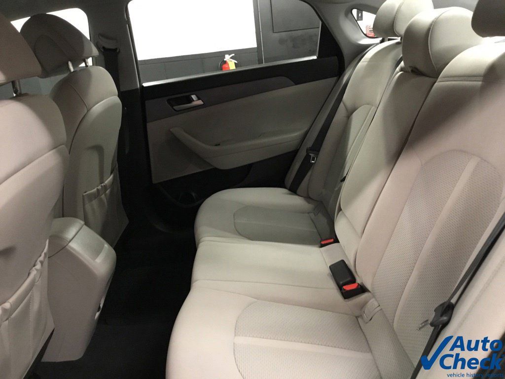 Used 2017 Hyundai Sonata SE FWD image 28