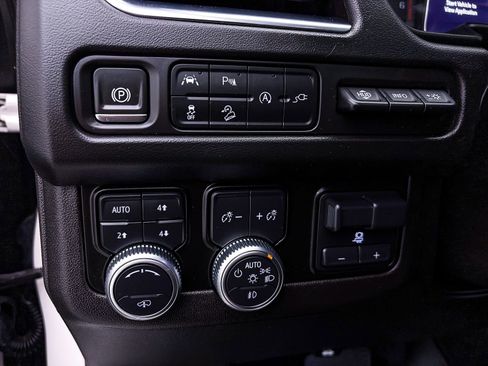 Used 2021 GMC Yukon AT4 image 4