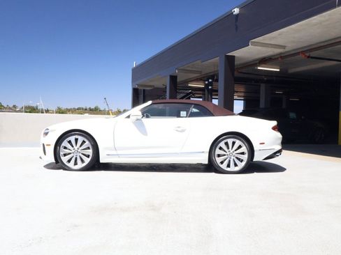 New 2026 Bentley Continental GTC AWD/4WD image 2
