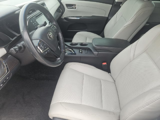 Used 2016 Toyota Avalon Limited w/ Protection Package FWD image 13