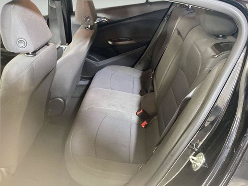 Used 2019 Chevrolet Cruze LT FWD image 14