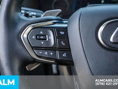 Used 2025 Lexus GX 550 w/ Accessory Package (2T) AWD/4WD image 30