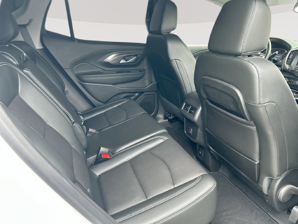 Used 2024 GMC Terrain SLT AWD/4WD image 26