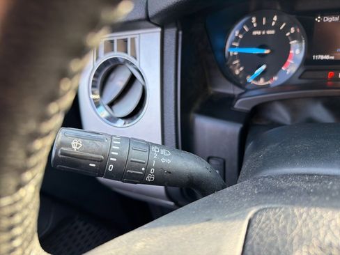 Used 2017 Ford Expedition EL XLT image 14