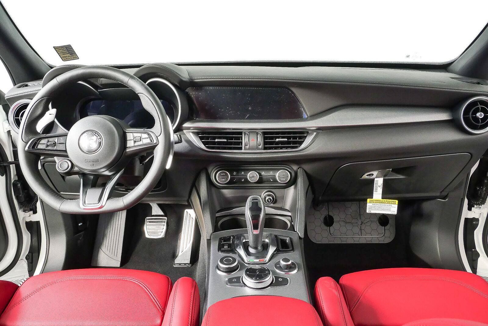 New 2026 Alfa Romeo Stelvio Sprint AWD/4WD image 19