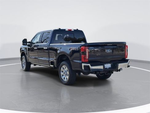 Used 2023 Ford F250 Lariat w/ Lariat Ultimate Package image 5