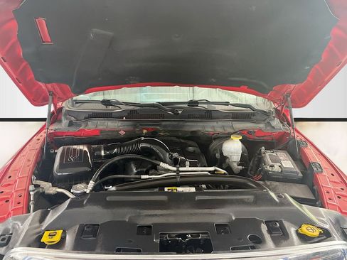 Used 2018 RAM 1500 Big Horn AWD/4WD image 29