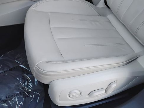 Certified 2023 Audi A4 2.0T Premium w/ Convenience Package image 18