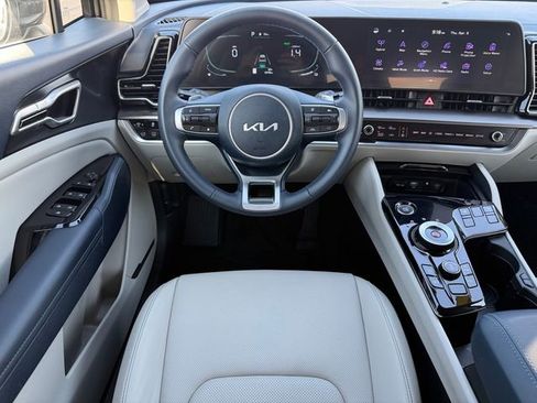 Used 2024 Kia Sportage EX w/ EX Premium Package image 24