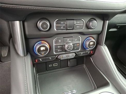 Used 2024 Chevrolet Tahoe LT image 17