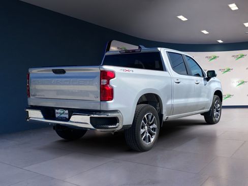 Used 2022 Chevrolet Silverado 1500 LT AWD/4WD image 7