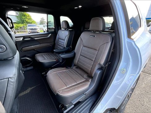 New 2026 GMC Acadia Denali Ultimate AWD/4WD image 10