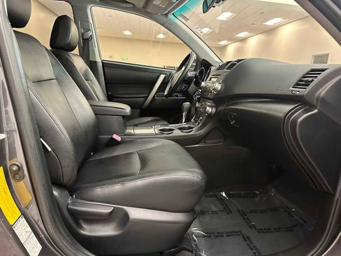 Used 2009 Toyota Highlander Sport image 26