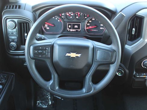 Used 2023 Chevrolet Silverado 1500 Custom image 12