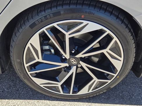 Used 2024 Hyundai Ioniq 6 SEL RWD image 12