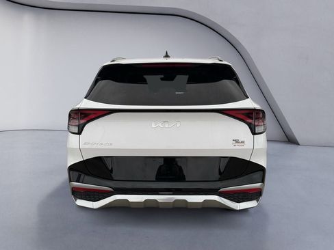 Used 2023 Kia Sportage SX image 4