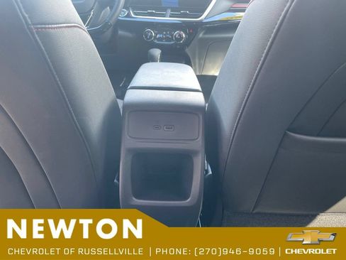New 2026 Chevrolet Trax RS w/ Driver Confidence Package FWD image 32