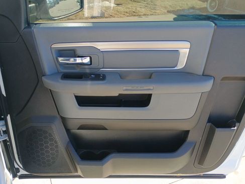 Used 2016 RAM 1500 Express image 9