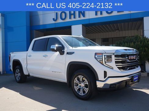Used 2025 GMC Sierra 1500 SLT AWD/4WD image 2