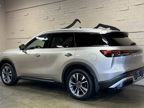 Used 2025 INFINITI QX60 Luxe image 3