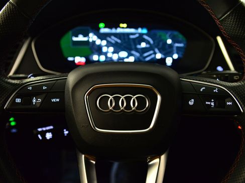 Certified 2023 Audi SQ5 Premium Plus w/ Premium Plus Package image 15