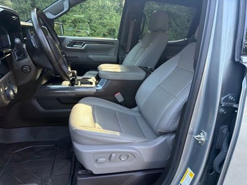 Used 2024 Chevrolet Silverado 1500 LTZ w/ LTZ Convenience Package II AWD/4WD image 14