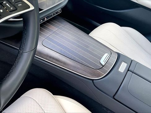 Certified 2025 Mercedes-Benz E 350 Sedan image 32