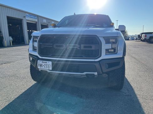 Used 2020 Ford F150 Raptor w/ Equipment Group 802A Luxury image 38