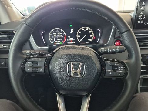 Certified 2025 Honda Pilot EX-L image 24