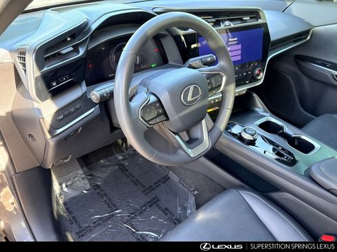Used 2023 Lexus RZ 450e Premium w/ Technology Package image 12