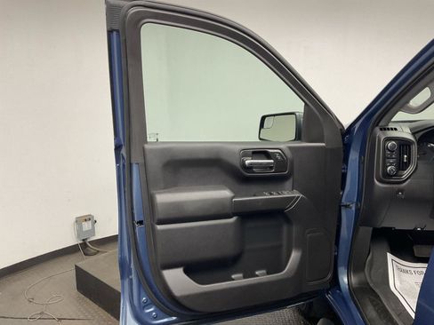 Certified 2024 Chevrolet Silverado 1500 Custom AWD/4WD image 9