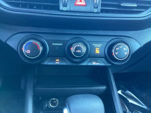 Used 2023 Kia Forte LXS w/ LXS Technology Package FWD image 25