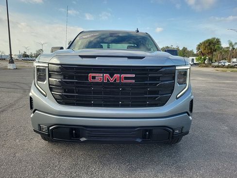 New 2026 GMC Sierra 1500 Elevation image 3