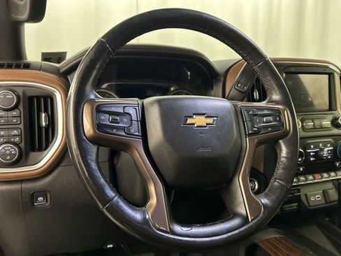 Used 2020 Chevrolet Silverado 3500 High Country w/ Z71 Off-Road Package AWD/4WD image 9