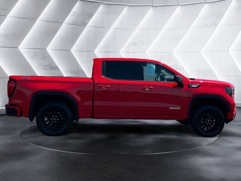 Used 2023 GMC Sierra 1500 Elevation AWD/4WD image 6