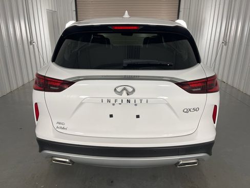 New 2025 INFINITI QX50 Pure image 5