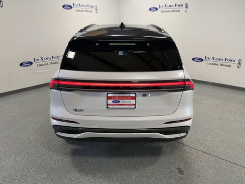 New 2026 Lincoln Nautilus Reserve w/ Jet Appearance Package AWD/4WD image 34