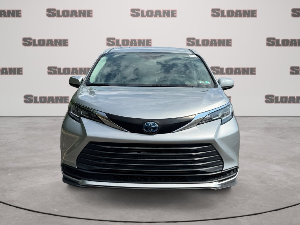 Used 2022 Toyota Sienna LE FWD image 8