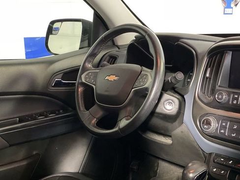 Used 2022 Chevrolet Colorado Z71 image 10