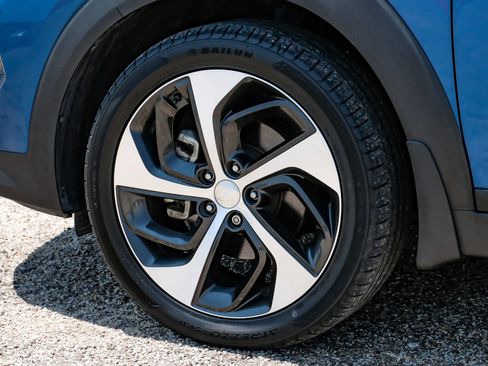 Used 2018 Hyundai Tucson Value w/ Cargo Package image 59