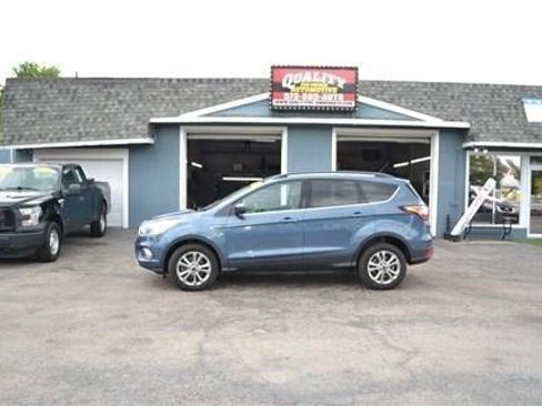 Used 2018 Ford Escape SE AWD/4WD image 1