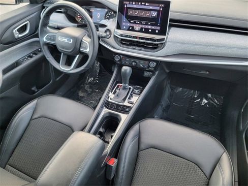 Certified 2022 Jeep Compass Latitude w/ Convenience Group image 39