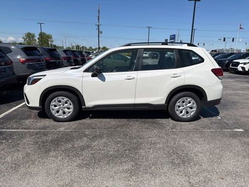 Used 2020 Subaru Forester w/ Alloy Wheel Package AWD/4WD image 3
