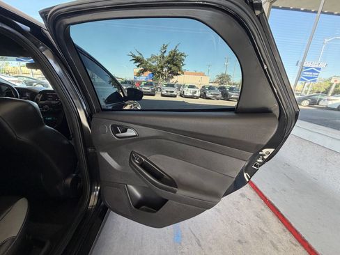 Used 2013 Ford Focus ST FWD image 16