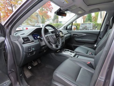 Certified 2022 Honda Pilot Special Edition image 2