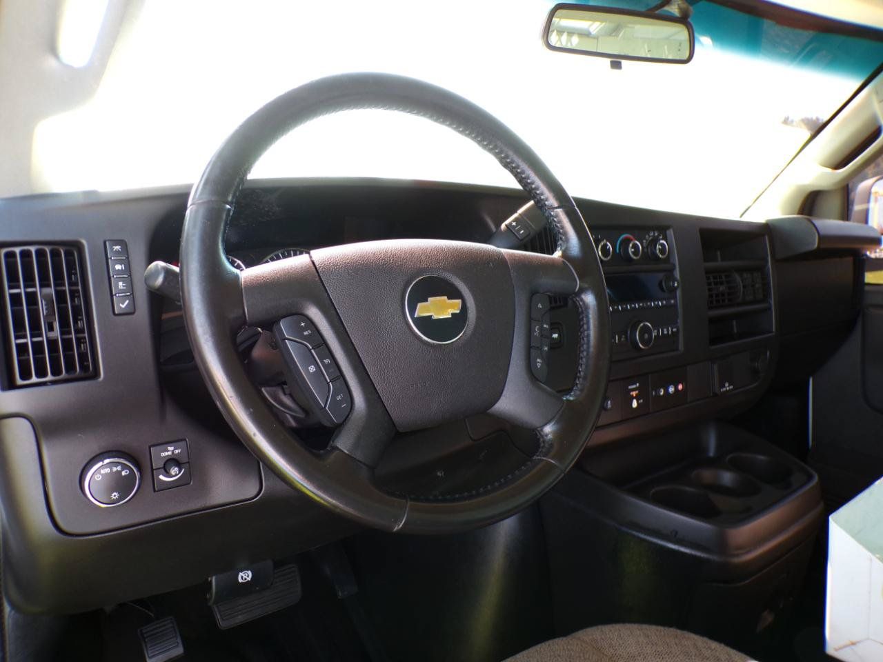Used 2022 Chevrolet Express 2500 w/ Driver Convenience Package RWD image 9