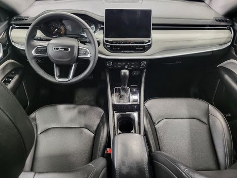 Used 2025 Jeep Compass Limited AWD/4WD image 6